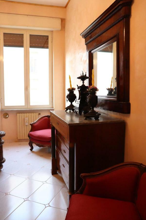 B&B Goldmund Naples Exterior photo