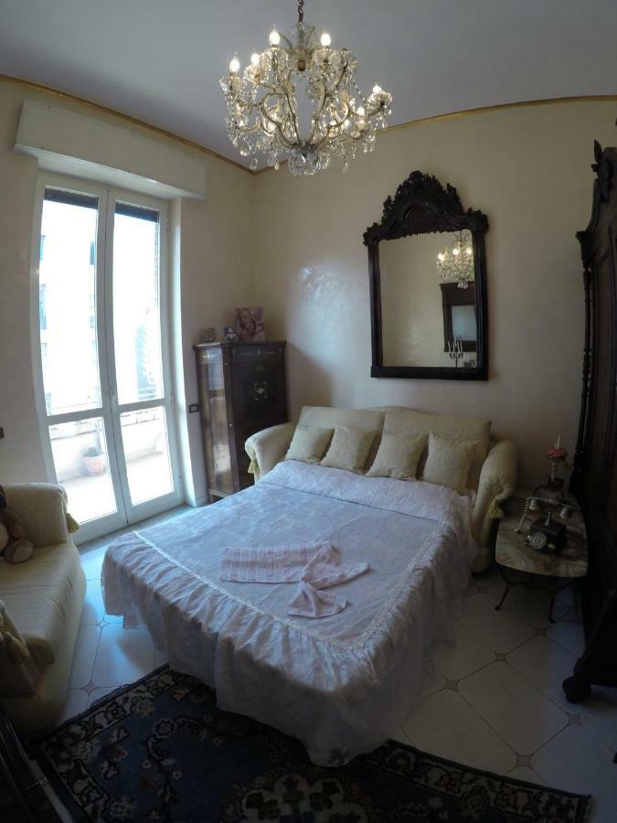 B&B Goldmund Naples Exterior photo