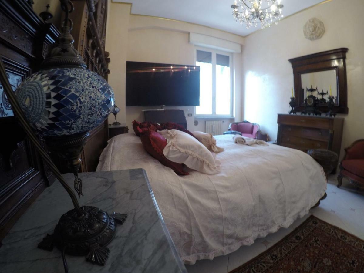 B&B Goldmund Naples Exterior photo