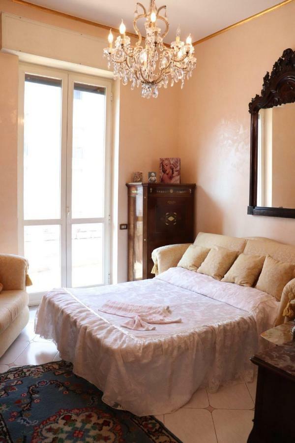 B&B Goldmund Naples Exterior photo
